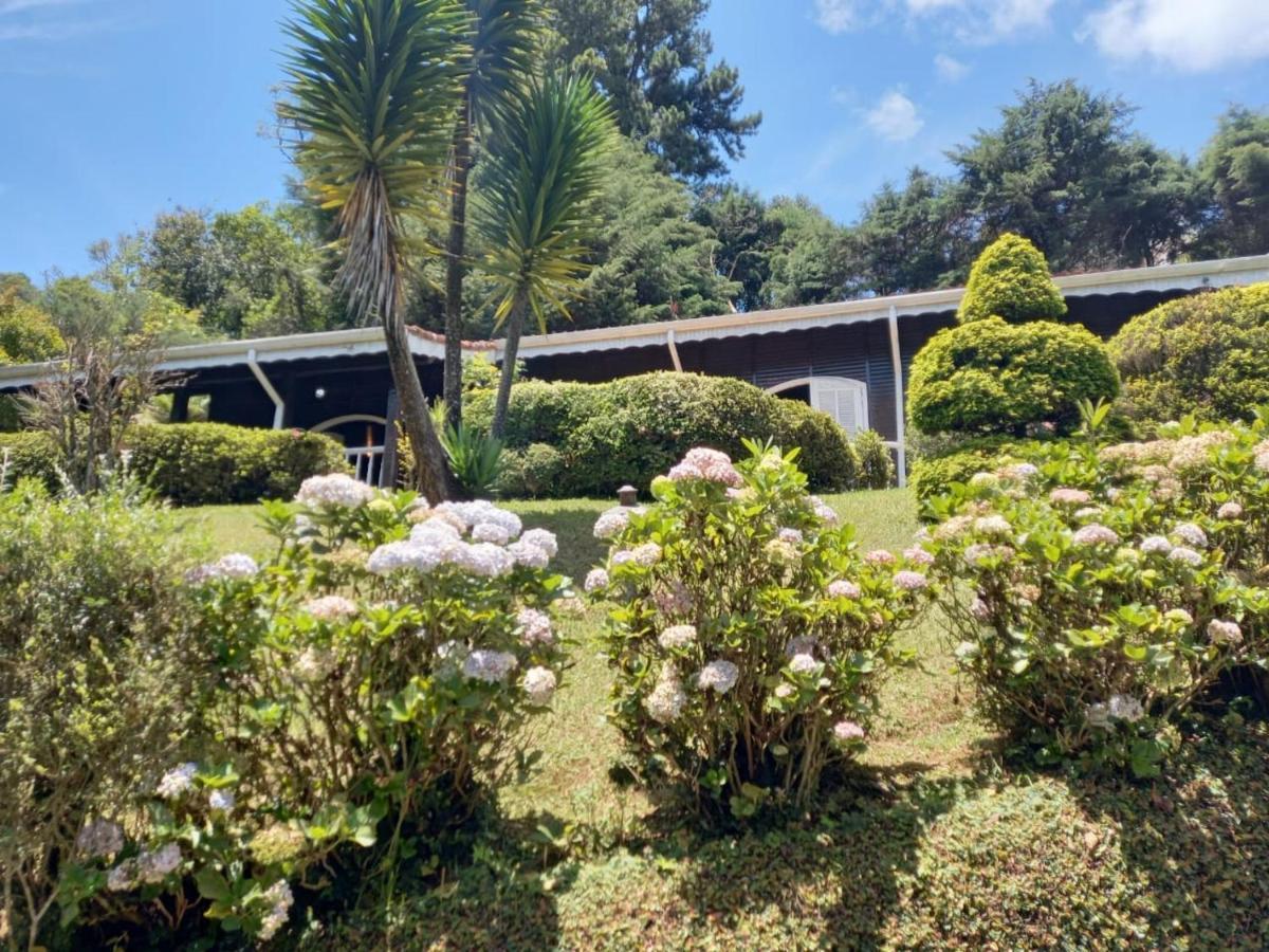 Casa Em Campos Do Jordao Villa Exterior photo